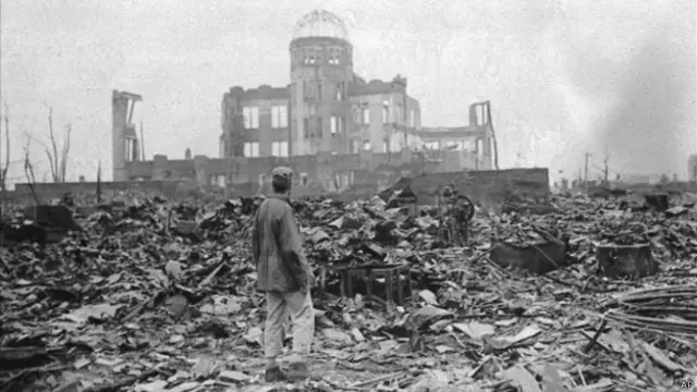 80 años de Hiroshima.

¿Es ése el plazo en el que actúa la desmemoria?