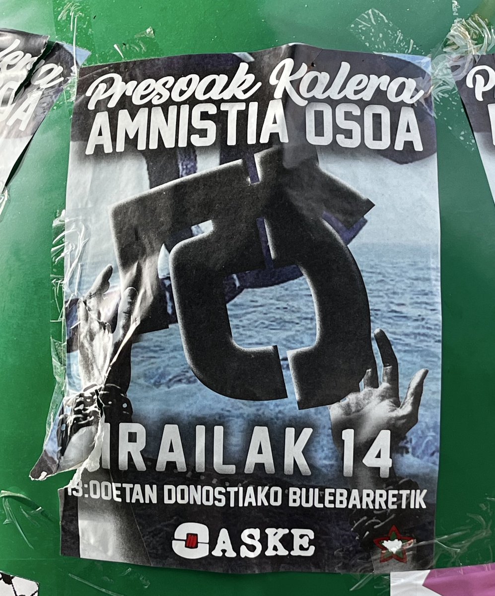 Fundacion_Buesa's tweet image. Esta es la realidad de lo que pasa estos días en el recinto de las txosnas de las fiestas de #VitoriaGasteiz 2025. 

Y esta misma situación se repite cada año en muchas de las fiestas de los pueblos y ciudades de Euskadi y Navarra frente a la indiferencia de parte de la sociedad…