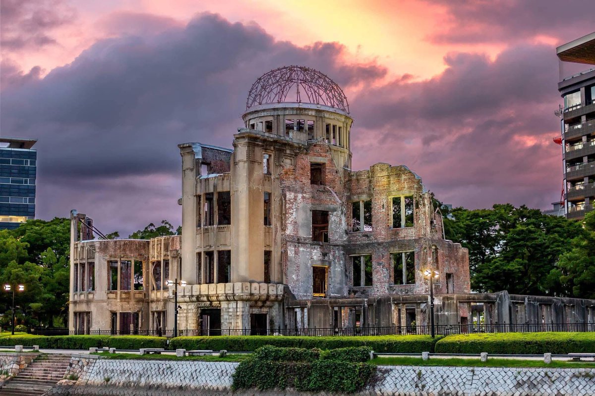 NexusCongo's tweet image. Hiroshima, 80 ans après — en touchant des publics sensibles à la paix, aux droits humains, à l’histoire et aux enjeux géopolitiques:
@HideOGAWA_AmbJP 
@USAauCongo 

#NeverAgain #PeaceNotWar #HumanitéEnDanger #MémoireCollective
#DroitsHumains
#JusticeHistorique
#MondeSansNucléaire