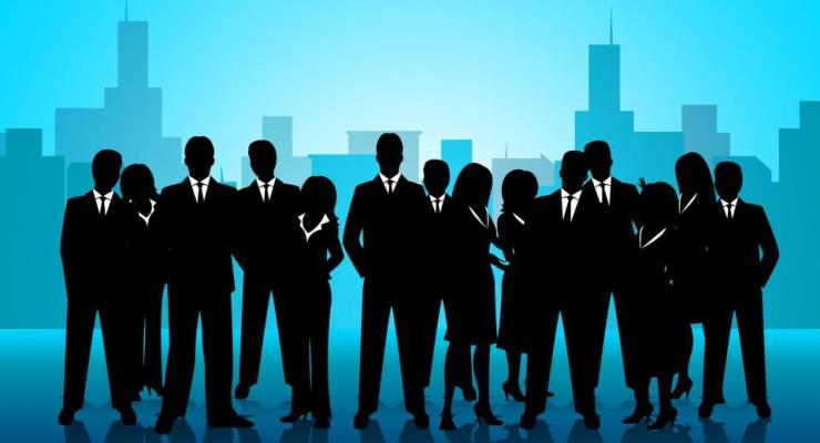 ليش على طول في عدم ثقة بالدولة ، وكأنو الدولة جسم غريب عن المكوّن الوطني مع العلم انو الكل جزء من هيدي الدولة. 
يعني الأصفر بالدولة والأخضر بالدولة والمحور كلّو مغلغل بالدولة..
وظائف  الدولة اساساً ثلات ارباعها مع يلي معارض الدولة ...؟
طيب،  #جرّبوا_الدولة !