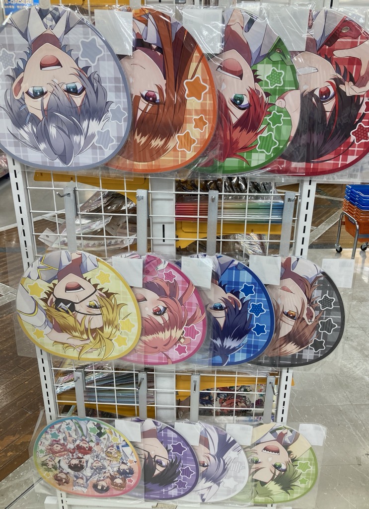 グッズ入荷情報】 『カラフルピーチ』より 【からぴちパラダイス2025