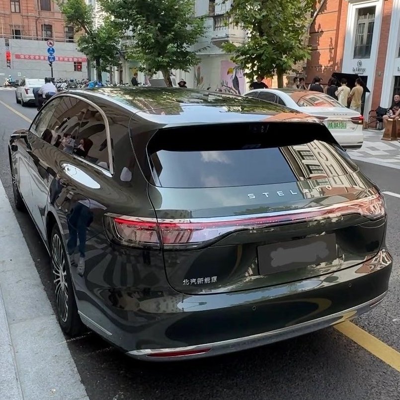 Stelato S9T wagon - new photos - on the road

Stelato is a brand under HIMA, itself a subsidiary of Huawei. The Stelato S9T is a new station wagon, based on the Stelato S9 sedan, which launched in 2024.

We have new photos of a pretty green car on the road, fitted with pretty