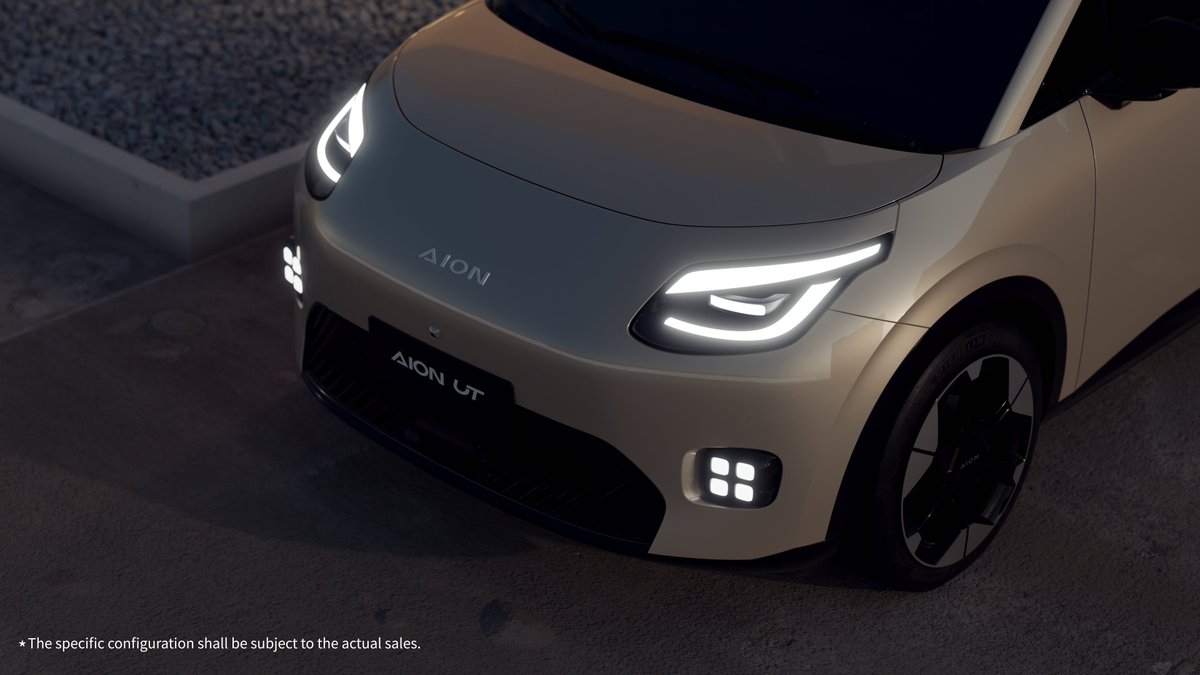 The AION UT's front lighting design embodies innovation: the world-first eyebrow-style headlamp design merges with Big Owl-Inspired Headlights, creating a dynamic and distinctive look. Playful Pixel Graphic Lights leverage digitized lighting effects to convey tech-driven