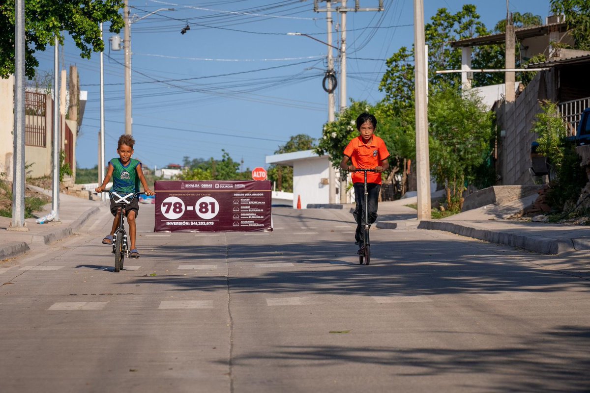 Nos sentimos muy agradecidos con Jimena y con las familias vecinas de la Renato Vega y Vista Hermosa por habernos invitado a esta reunión, en donde aprovechamos para convivir, dialogar y entregarles cuatro calles pavimentadas, iluminadas y limpias 🏘️