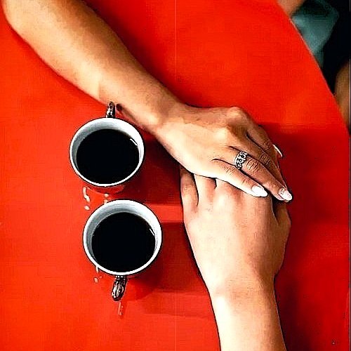 Yes, it's a wonderful feeling when we catch ourselves smiling for no apparent reason, just for the simple joy of being alive. It's a sign that we're at peace with the present moment and recognizing the beauty of existence...

🪶Maryflor