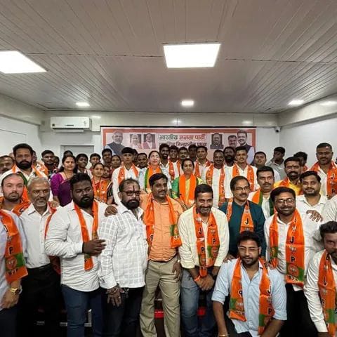 Pradnyapatilbjp's tweet photo. 📍 भाजपा महाराष्ट्र प्रदेश कार्यालय, नरिमन पॉईंट मुंबई 
🗓️ मंगळवार दिनांक 05/08/2025 ⏰ 11.30 AM 

वसई विरार शहर जिल्ह्यातून मोठ्या संख्येने भाजपा मध्ये पक्ष प्रवेश .

सबका प्रयास, सबका विश्वास, सबका साथ, सबका विकास  !!! https://t.co/sarnczEkVz