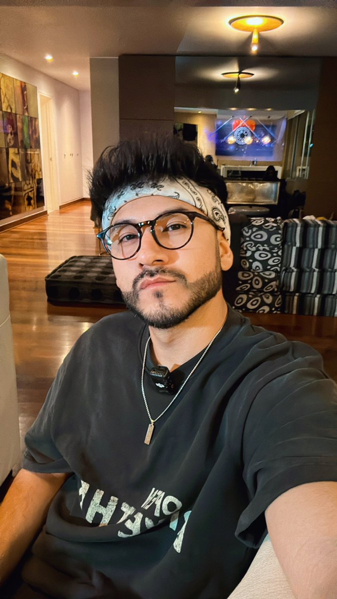 ElZeeeein's tweet photo. SE VIENEN COSITAS 😝🔥

https://t.co/UeVE4zOx4b 💚 https://t.co/DE6JWUlaS1