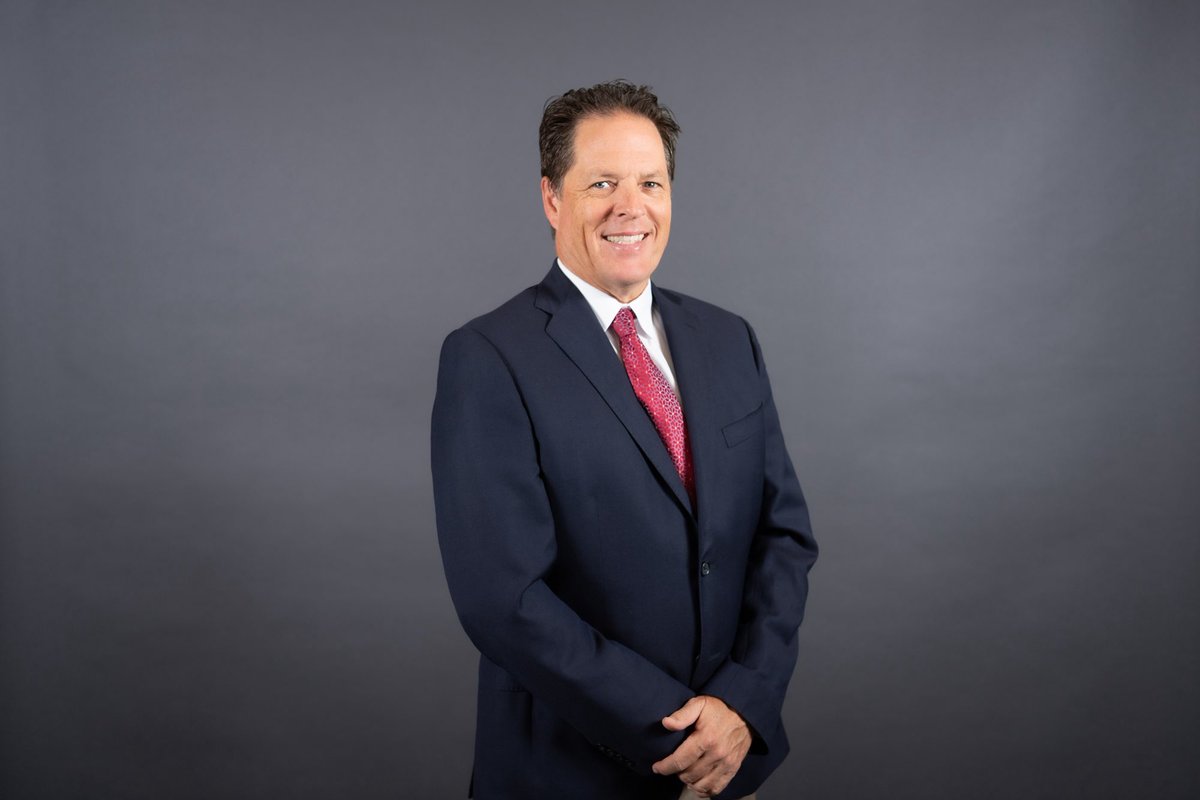 CSMSStallions's tweet photo. A big welcome to Dr. Michael Fowler, our new Principal this school year! Dr. Fowler has over 30 years in education and has served as a Principal in the Glendale Unified School District and Assistant Superintendent in the Higley Unified School District. Welcome Dr. Fowler! https://t.co/Mmp3HBkZ3A