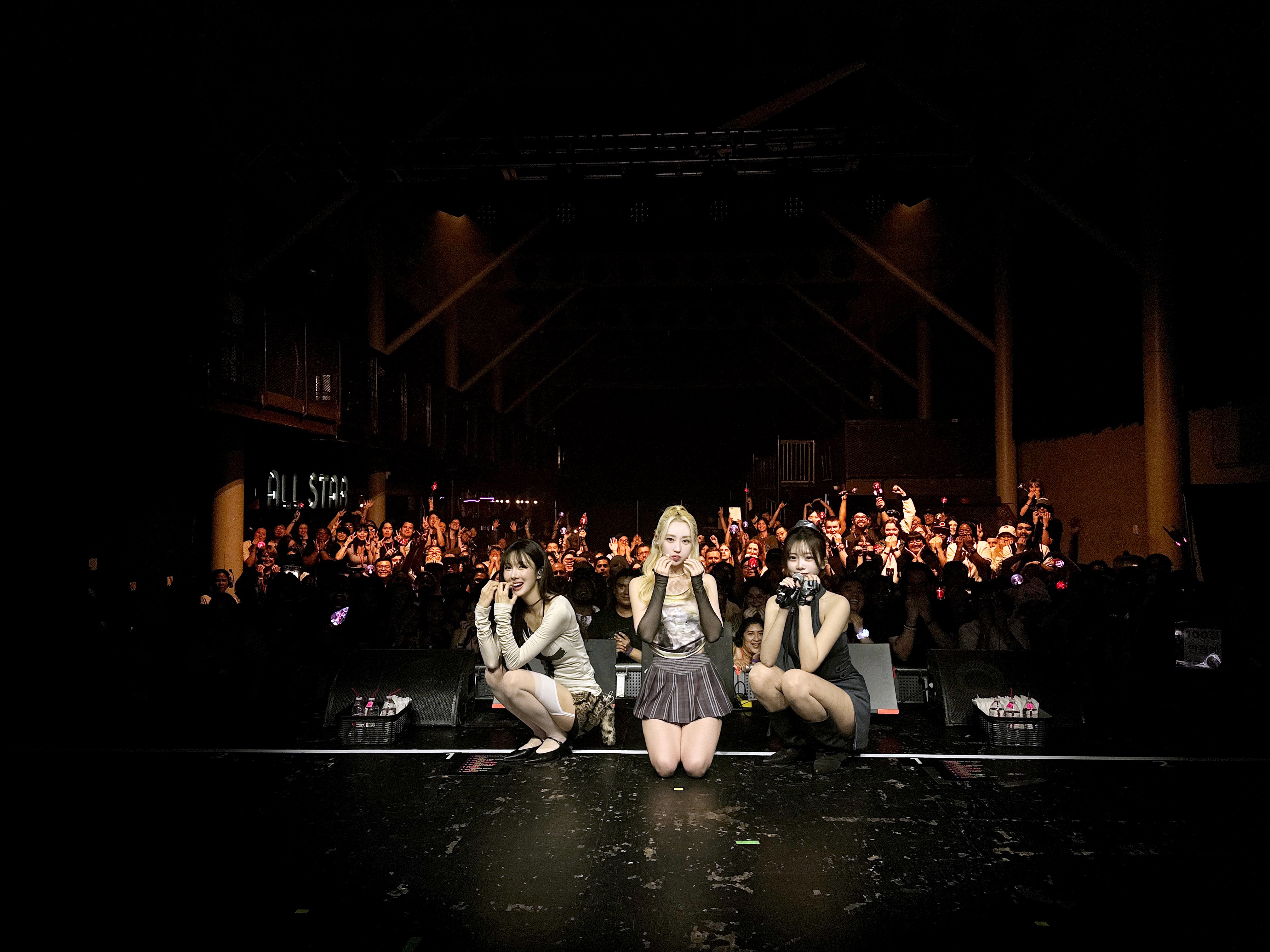 GxpE1EeawAADI2a?format=jpg&name=4096x4096