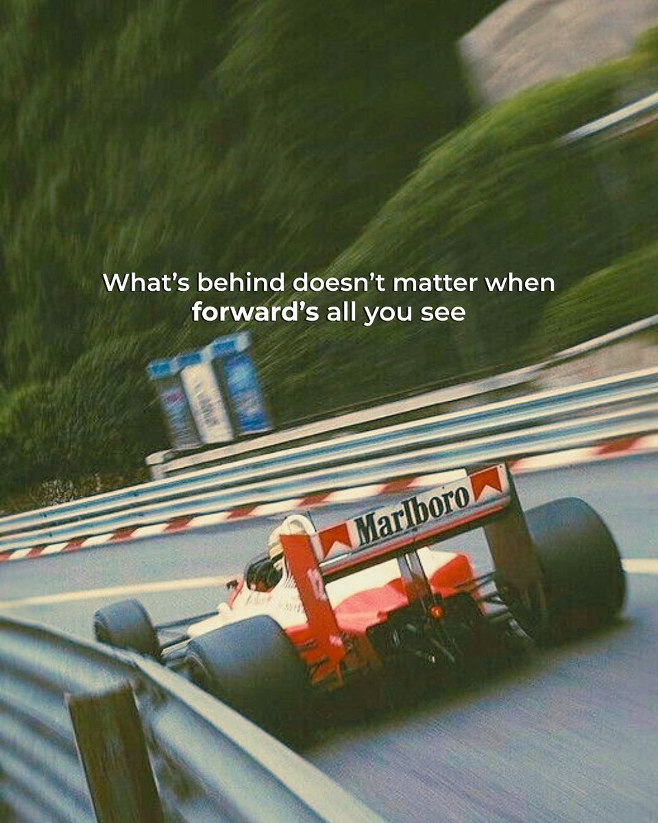 slipstrmd's tweet image. Accelerate with purpose. Eyes forward, always. 🏁 #SennaSpirit #FocusForward #RacingMindset #WisdomQuote