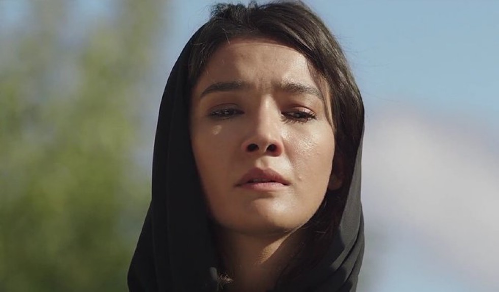 "فرق كبير بين إمرأة لها  "قيمة " وإمرأة لها ثمن ."