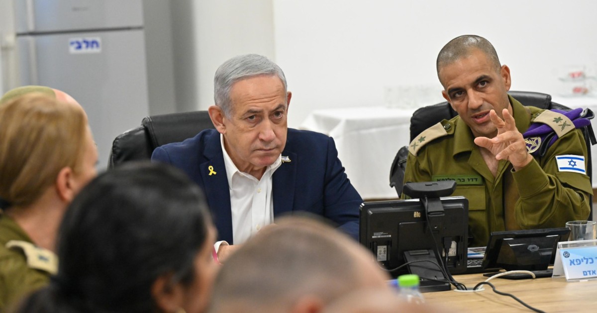 radioanchio's tweet photo. #6agosto #GiorgioZanchini @Radio1Rai 
7.30-8.00 #MedioOriente: il piano di Netanyahu sull’occupazione di #Gaza. 
Generale #GiorgioCuzzelli, @robdellaseta, #ArturoMarzano
8.30-9.00 l' atomica a #Hiroshima80.
@giapmos @DaciaMaraini @chiara_valerio @paologiordano https://t.co/Mc5p0wv1dT