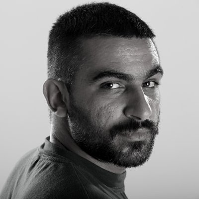 gohardaddy's tweet photo. صدتا بهرام و سورنا و فدایی و مهدیار و توماج بمیرن، یه دونه سروش هیچکس تب نکنه👊 https://t.co/RX7hTJ6xFn