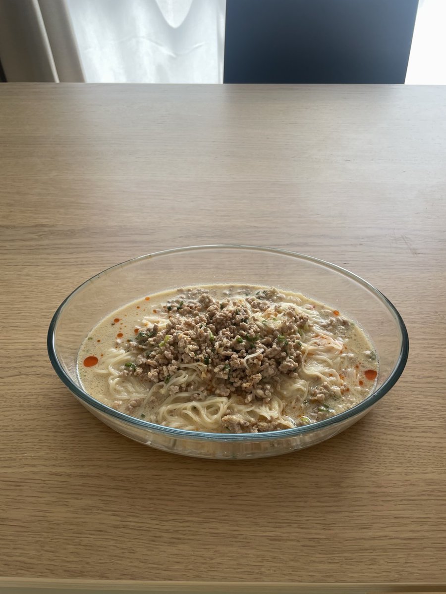www_cookbot_jp's tweet photo. 8/6(水)のレシピ📝
🍱 豆乳担々風そうめん
豆乳ベースでヘルシーながらも、ラー油でピリ辛に仕上げた担々麺風のそうめん。暑い日でも食欲をそそります...
#CookBot #AIレシピ #料理 #料理記録 #おうちごはん https://t.co/uhhIOM7mog https://t.co/eZjg4mz8gj