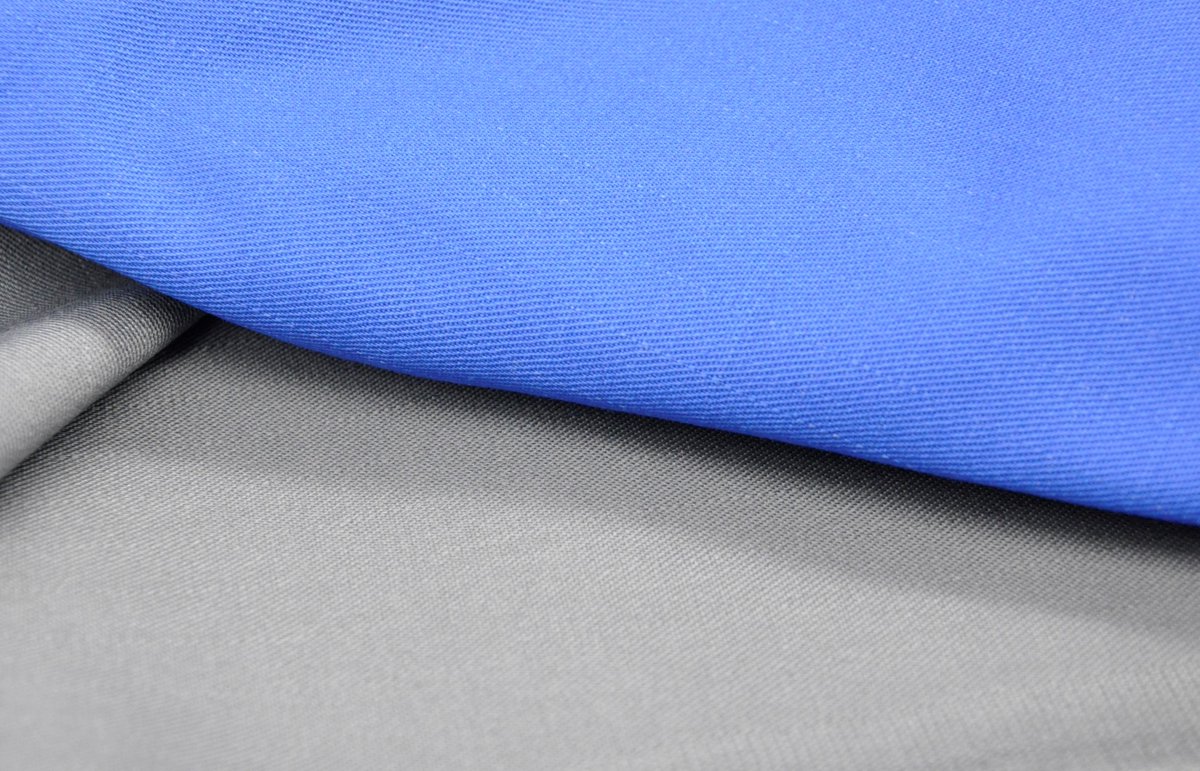 LEVITEX1's tweet photo. Introducing Z180453: This premium fabric, made from 55% cotton and 45% polyester, is perfect for high-quality clothing and home decor.  weighs 188gsm, and has a 58/59" effective width. With a brushed back finish, it offers superior comfort and durability. https://t.co/NryHVlvEAW