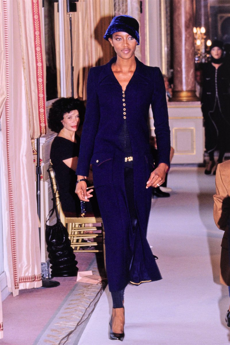 Can leggings be chic? Karl made a case for elevated leggings for fall 1996. A devastatingly elegant collection that proceeds lululemon as club attire by 30 years.