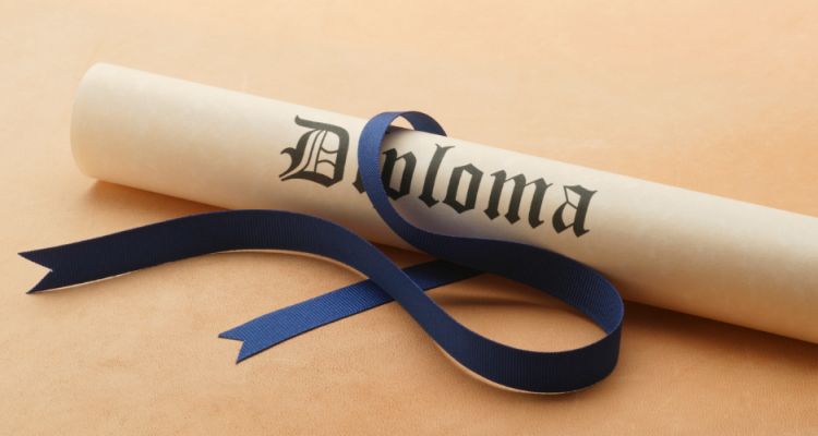 İçişleri Bakanı: 57 Sahte Diploma ve 108 Sahte Ehliyet Ele Geçirildi trsondakika.com/haberler/icisl… #TrSondakikacom #sondakika