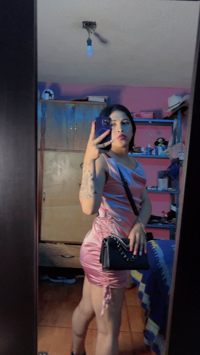 viniahot69's tweet photo. Vestido rosa
#rosa
#tranny https://t.co/X67bTvX6kP