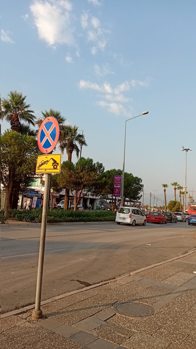 Türkiye işçi sınıfına selam Çalışmaya devam .