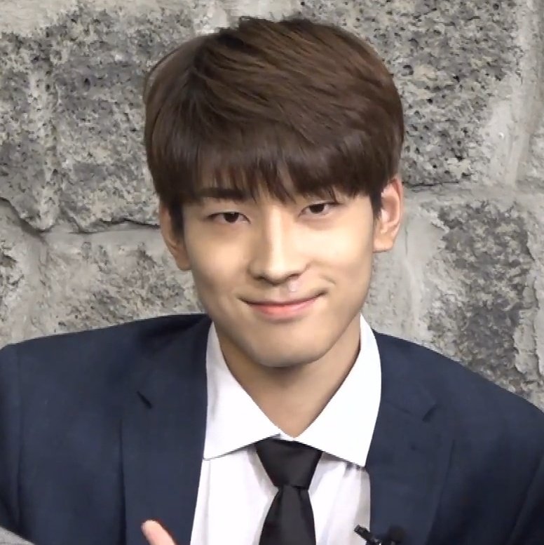 jeononutime's tweet photo. 바부 원냥이 https://t.co/MAN6tjOUqW