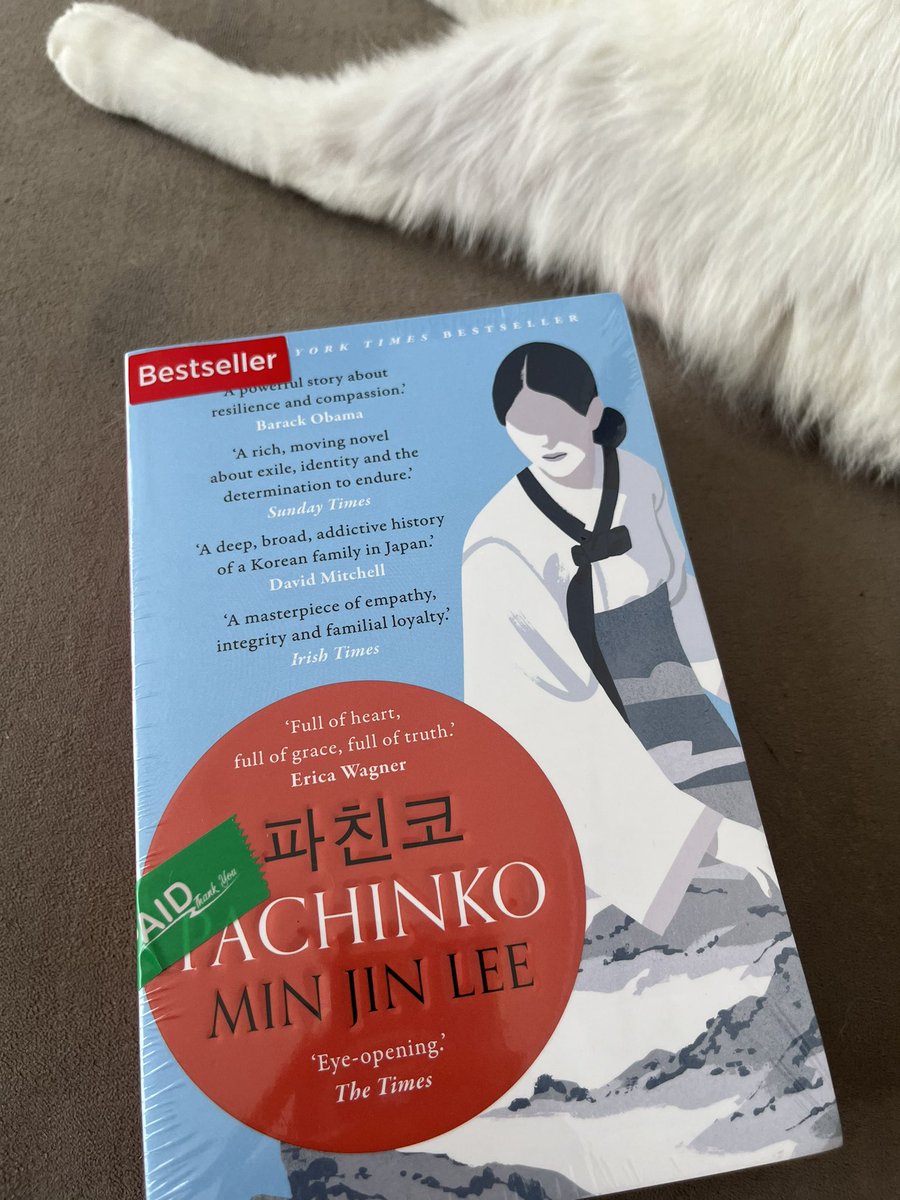 definitelyklm's tweet photo. Done with a heartwarming novel, now onto something heavier. 

let’s see if I still feel the same, once the  holiday over and work stress kick in. 😅😅😅 https://t.co/4eXeMivt9M