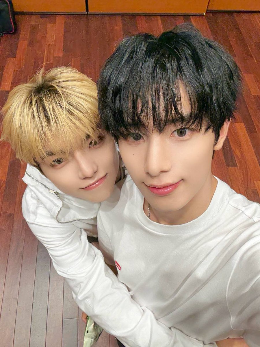 kunho_ours's tweet photo. 040825
Kunho bstage
Update

#KUNHO #ALLHOURS好きな人と繋がりたい #bstage #Minuts #Ukrainefandom #Ukraine_Allhours_sten
#b_stage

@kunho_ours https://t.co/3P27NbfDeo