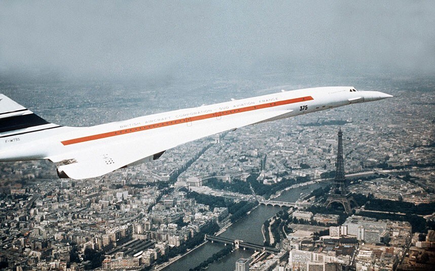 Luftcorde's tweet photo. @Parisianaes1 Your politics are an AI Concorde almost flying into an AI Eiffel Tower? Leave it to the French to get their aesthetics wrong. Anyway, here's an actual image of a Concorde over Paris https://t.co/xZAmQWDEY3