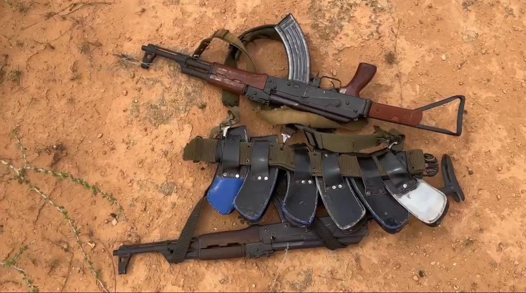 HalimoMaxamed's tweet photo. Ciidanka Xoogga Dalka Soomaaliyeed iyo kuwa iskaashatooyinka deegaanka ayaa 3 ka tirsan Al-Shabaab ku dilay howlgal ka dhacay agagaarka magaalada Xarardheere, iyagoo sidoo kale gacanta ku dhigay hub lagu dhibaateynayay shacabka. #Soomaaliya #LaDagaalankaArgagixisada https://t.co/MkULOmmzrD
