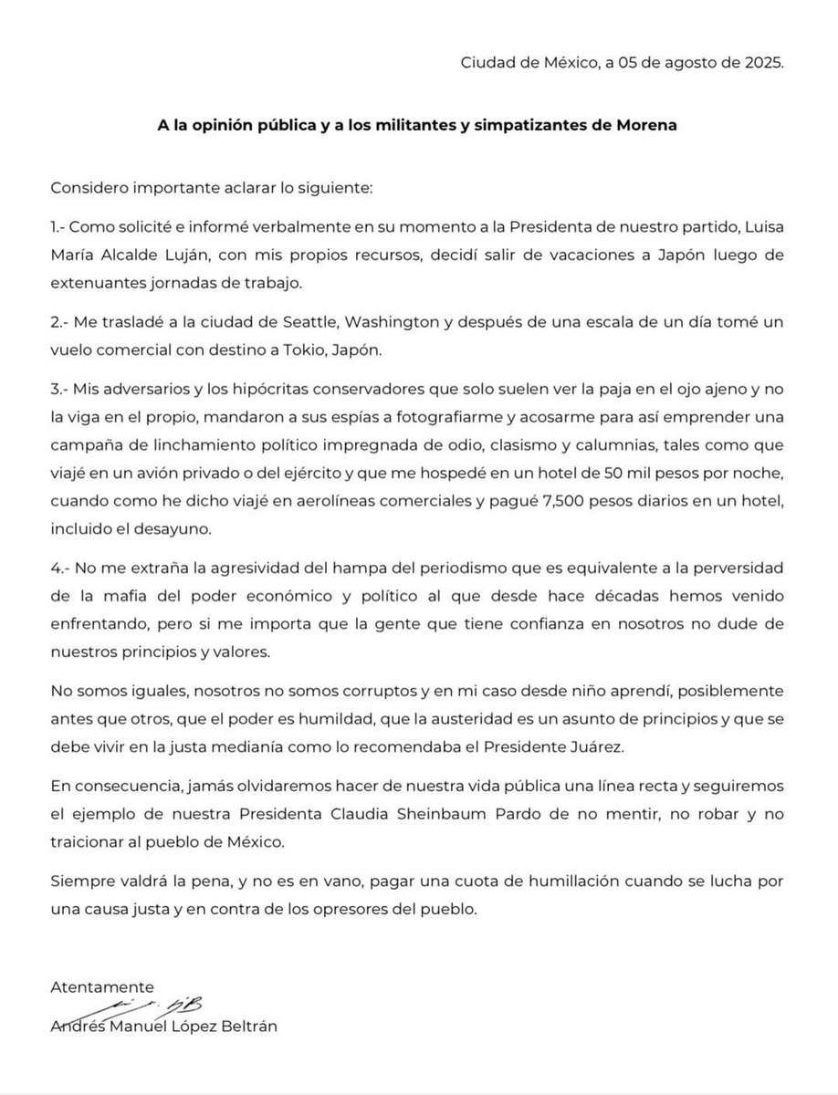 Ya apareció el engendro del mandril de Macuspana a llorar como una Magdalena y a justificar su "austeridad". 

Pobre diablo.

Si hubiese viajado en comercial a Seattle, hubieran salido fotos y videos por todos lados.

Solo imaginen, hubo quien se lo topó en Tokio, ¿cuántos más no