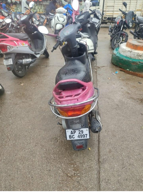 SaileshRebbaa's tweet photo. Unfair Traffic Challan @ Rhythu Bazar – A Citizen’s Concern
Location: Rhythu Bazar, Vanasthalipuram

I recently received a traffic challan for allegedly illegal parking. But here's the reality 👇

@RachakondaCop @RCKTRAFFIC @LbnagarTrPS @VanasthaliTrPS 
#RythuBazar #ChallanIssue https://t.co/29nN99Dztt