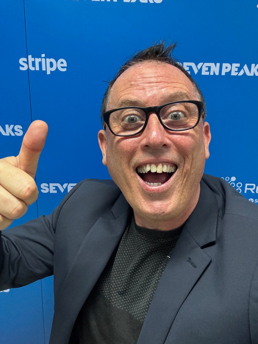 nicholaspappusa's tweet image. Honored to attend the Seven Peaks Sundowner alongside Techsauce Global Summit 2025 - great discussions on AI business solutions in Southeast Asia.

Grateful to connect with leaders, innovators &amp;amp; rising talent shaping the region’s future.

#Techsauce2025 #AI #SoutheastAsiaTech