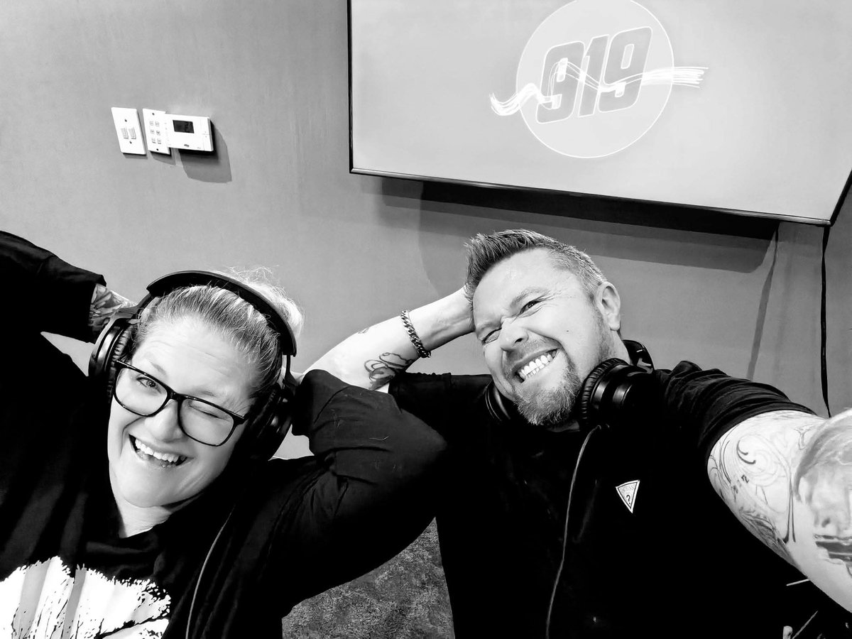 If you have not cast your vote yet,  please do Breakfast on Demand with Shane Hunter and Dayle Robyn  a solid 🧡💜

Check out radio personalities, radio show and radio station.

Your support is appreciated 🙏

bestofsouthafrica.co.za/joburg/joburg-…