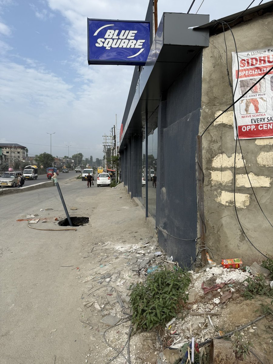 99_ishu's tweet photo. Outside Ahmed’s Hospital, waste material from recently renovated shops has been carelessly dumped in public space. This mess is causing major inconvenience to both pedestrians and traffic movement.
We appeal to the concerned authorities to intervene immediately https://t.co/OLRL2aqdQF