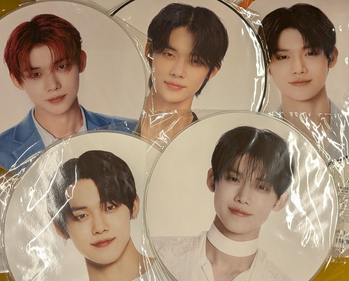 ➕✖️➕TXT➕✖️➕ YEONJUNのうちわが まとめて入荷しました✨✨ お
