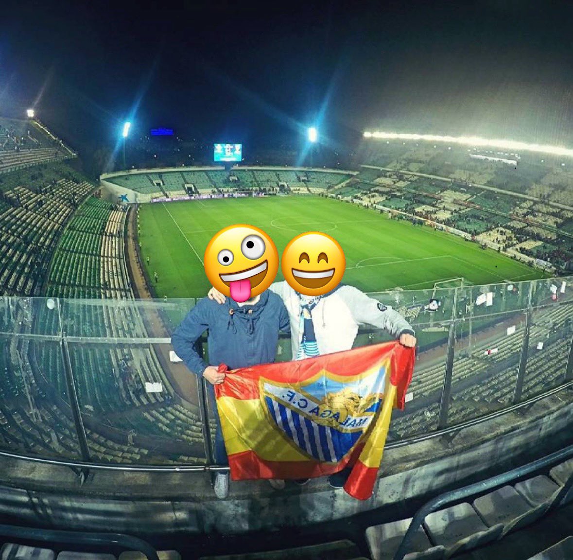 2016
Betis 0-1 Malaga.
Mnt 81 gol de Camacho, el estadio cantando Puta Malaga, boqueron tus muertos y queremos un tsunami en la Costa del Sol.
Poesia para mis oidos, el buenismo con otros a estos ni agua ⚔️