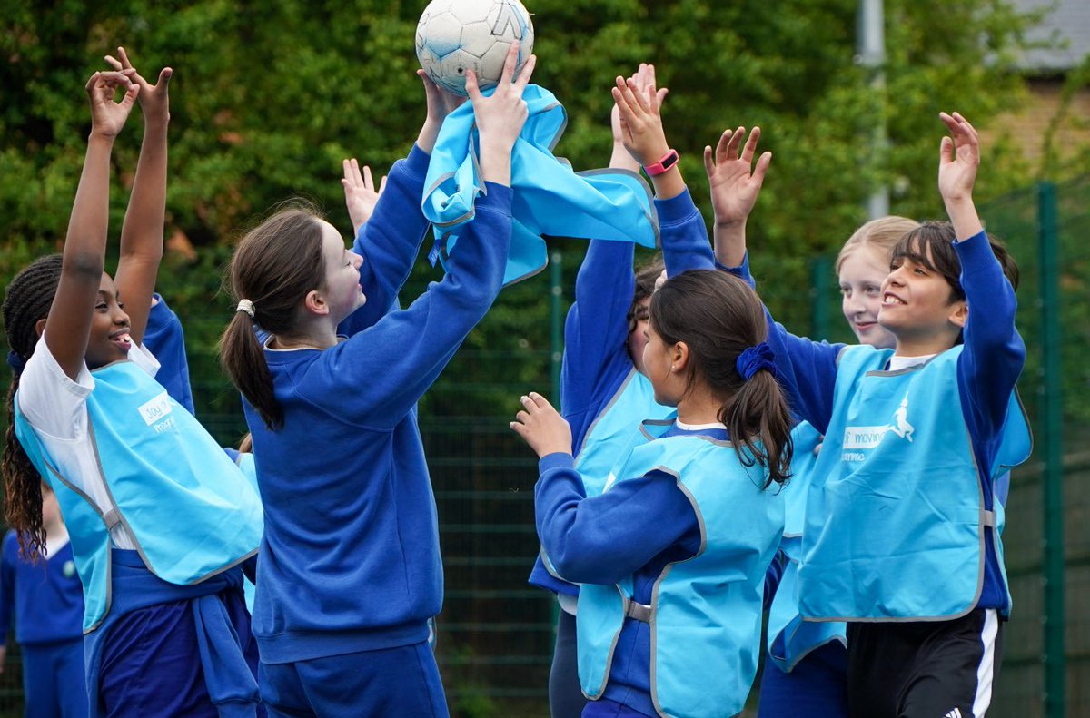 EFL in the Community (@efl_community) on Twitter photo 🎉 It’s #PlayDay2025!
We’re proud to support <a href="/FerreroUK/">Ferrero UK & Ireland</a>’s @JoyofmovingUK — inspiring children to play, move, and thrive at home with fun, low or no-cost activities! 🏃♀️💫
🧡 Explore our free resource hub 👉 joyofmoving.co.uk/resourcehub
#JoyofmovingUK 🎉 It’s #PlayDay2025!
We’re proud to support <a href="/FerreroUK/">Ferrero UK & Ireland</a>’s @JoyofmovingUK — inspiring children to play, move, and thrive at home with fun, low or no-cost activities! 🏃♀️💫
🧡 Explore our free resource hub 👉 joyofmoving.co.uk/resourcehub
#JoyofmovingUK