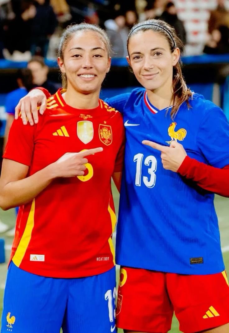 𝙂𝙞𝙤 𝘽𝙖𝙘𝙝𝙖 🇫🇷 (@giobacha) on Twitter photo 