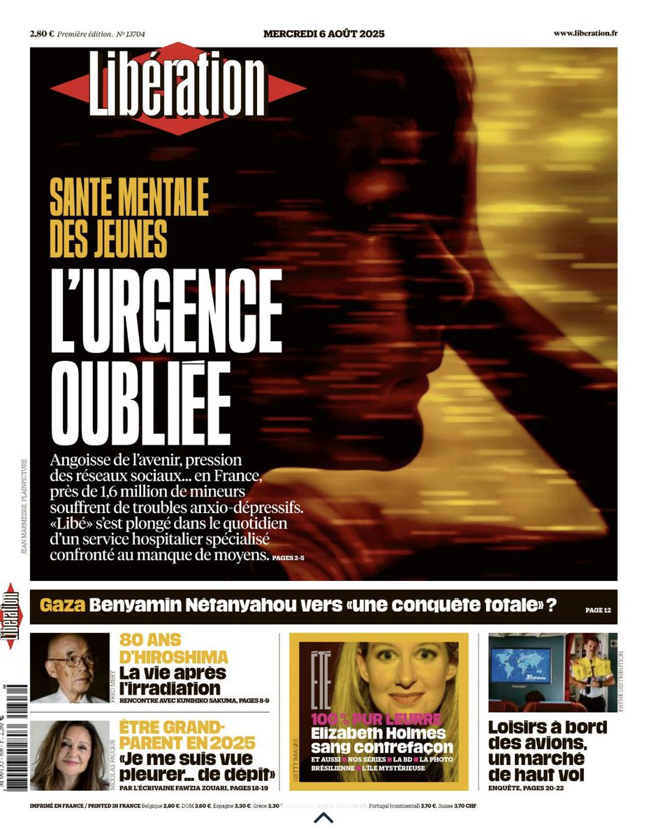 MaximeLauren's tweet photo. Deux unes. 
Deux ambiances. 

La santé mentale des jeunes dans le rouge… Et des familles qui utilisent leurs enfants pour faire des vues et de l’argent. https://t.co/qTZ0og6UYa