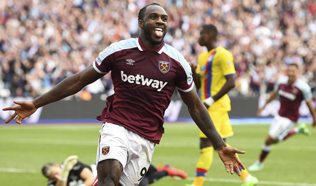 Sushanchkrabrty's tweet photo. 🚨 From West Ham to the Blues?
Birmingham City are plotting a move for free agent Michail Antonio 👀
Would the 35-year-old be a game-changer in Chris Davies’ system?

Full story ➡️ https://t.co/i40W7nKdMQ

#BCFC #WHUFC #Transfers #Championship https://t.co/anhbrWVI2V