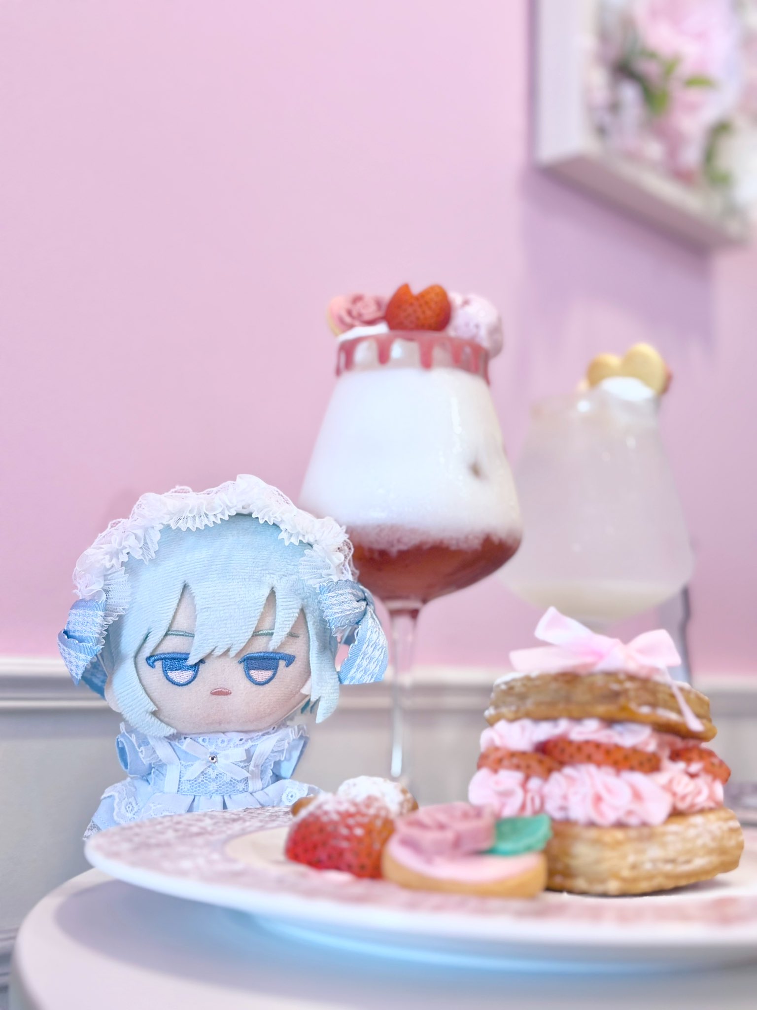 emaページ♡ゆいちゃん-さん-ケーキ 紫とりんご🍎 . オーダーケーキはHPよりご予約いただけます