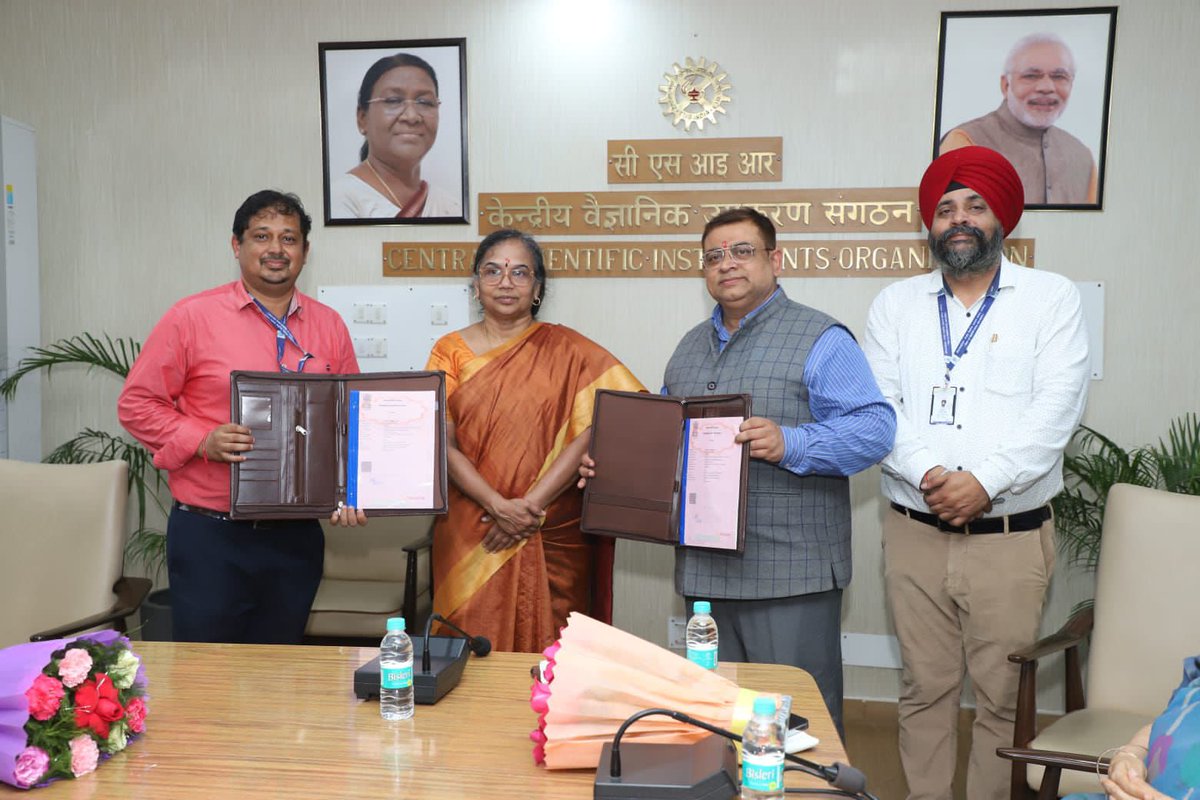 lubindia's tweet image. Another milestone in CSIR-LUB collaboration!
On Aug 5, 2025, UVC Disinfection System tech by CSIR-CSIO was transferred to M/s Antares Engineering Solutions Pvt. Ltd., an LUB member from Bengaluru- boosting indigenous tech for public health.

#AtmaNirbharBharat #MSME #TechTransfer