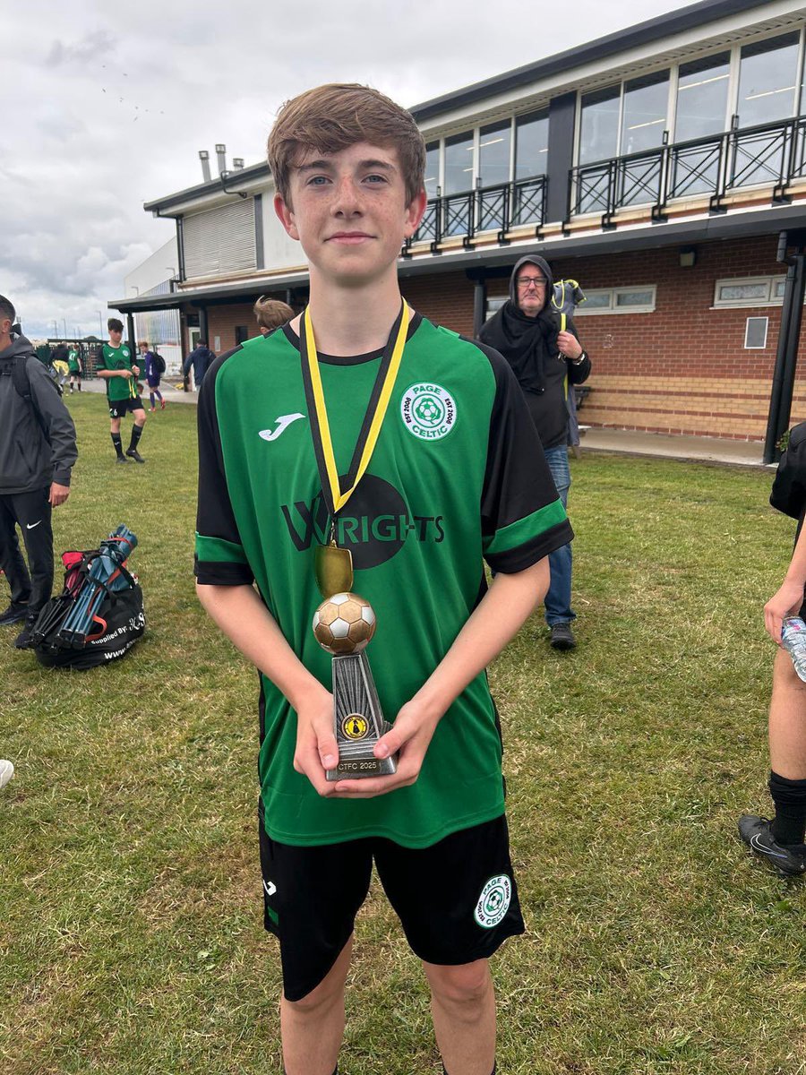 Happy 14th Birthday Jamie! Have a great day mate from all your mates! #UpTheCelts ⚽🍀🟢⚫