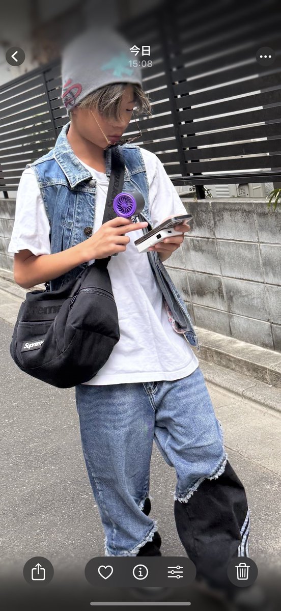 eito1229's tweet photo. #半田龍臣
#PCYCHICFEVER
六本木向かうよー！整理番号が後ろで残念だけど龍臣くんと同じ帽子！見つけてねー！ https://t.co/63eQRCXtFJ