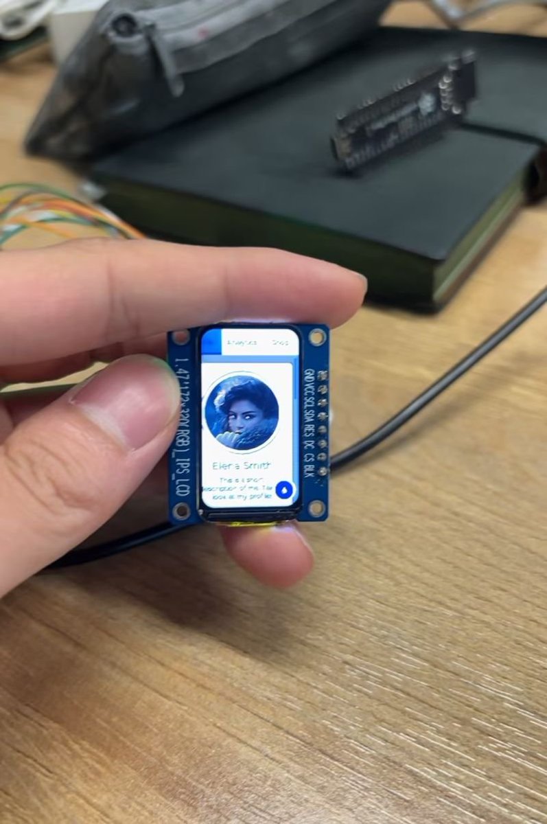seeedstudio's tweet photo. #HowToBuildAnAICamera
We are testing the capability of @IloveRockchip for the next-gen #reCamera, or we say AI camera. So, how good is it for developing a UI on the AI camera?
The next AI camera's UI will be built based on the @LVGL framework, so we conducted LVGL compatibility testing.
Here's the conclusion: 𝗧𝗵𝗲 𝗥𝗩𝟭𝟭𝟮𝟲-𝗯𝗮𝘀𝗲𝗱 𝗱𝗲𝘃𝗲𝗹𝗼𝗽𝗺𝗲𝗻𝘁 𝗯𝗼𝗮𝗿𝗱 𝗳𝘂𝗹𝗹𝘆 𝘀𝘂𝗽𝗽𝗼𝗿𝘁𝘀 𝘁𝗵𝗲 𝗟𝗩𝗚𝗟 𝗴𝗿𝗮𝗽𝗵𝗶𝗰𝘀 𝗹𝗶𝗯𝗿𝗮𝗿𝘆.
Specific testing log is here: https://t.co/dYfJaTg3mD