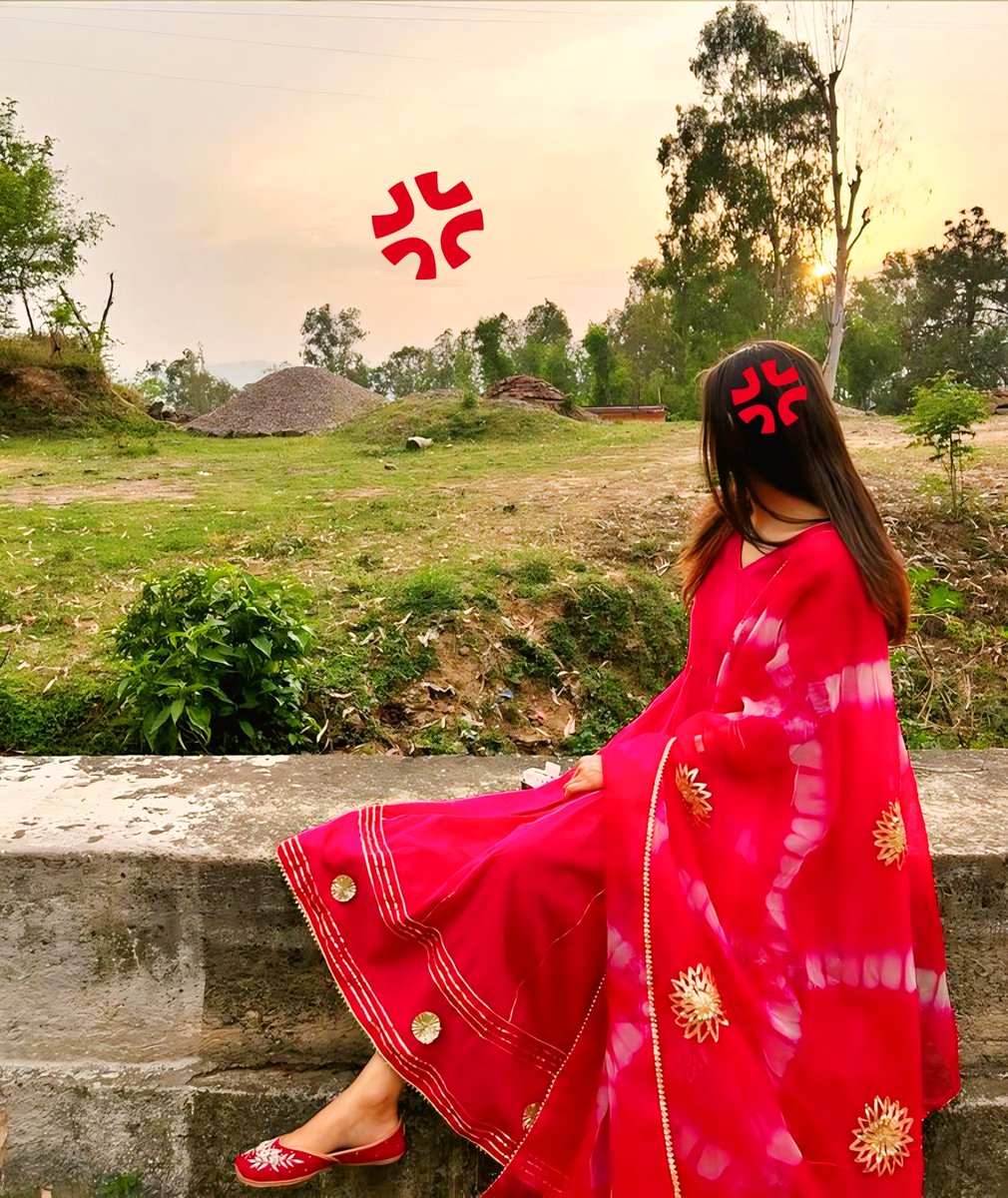 mitu159726's tweet photo. ❤️💢 Red vibes ON💢
Ready to rock the #RedVibe challenge today💢💢💢
Wearing red and showing off my Tabizen spirit in full style.
Show your red style and spread the positive energy

#RedOOTD  @Lfuckjpg @0xJuer @Momoa_crypto @Momoxu7 @Tabizens @ricarfonso78g 
#photo https://t.co/I5AKW1EGNg