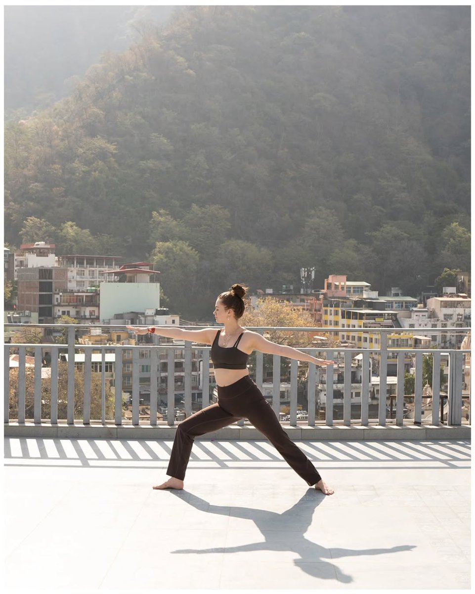 salvushotels's tweet photo. Honored to curate a soulful yoga experience for Megan Lawrence amidst the peace of the Himalayas.
#SalvusHotels
#LuxuryHotelInRishikesh
#TopHotelLovedByAll
#BestHotelForWeddings https://t.co/oVvJ5IbRGM