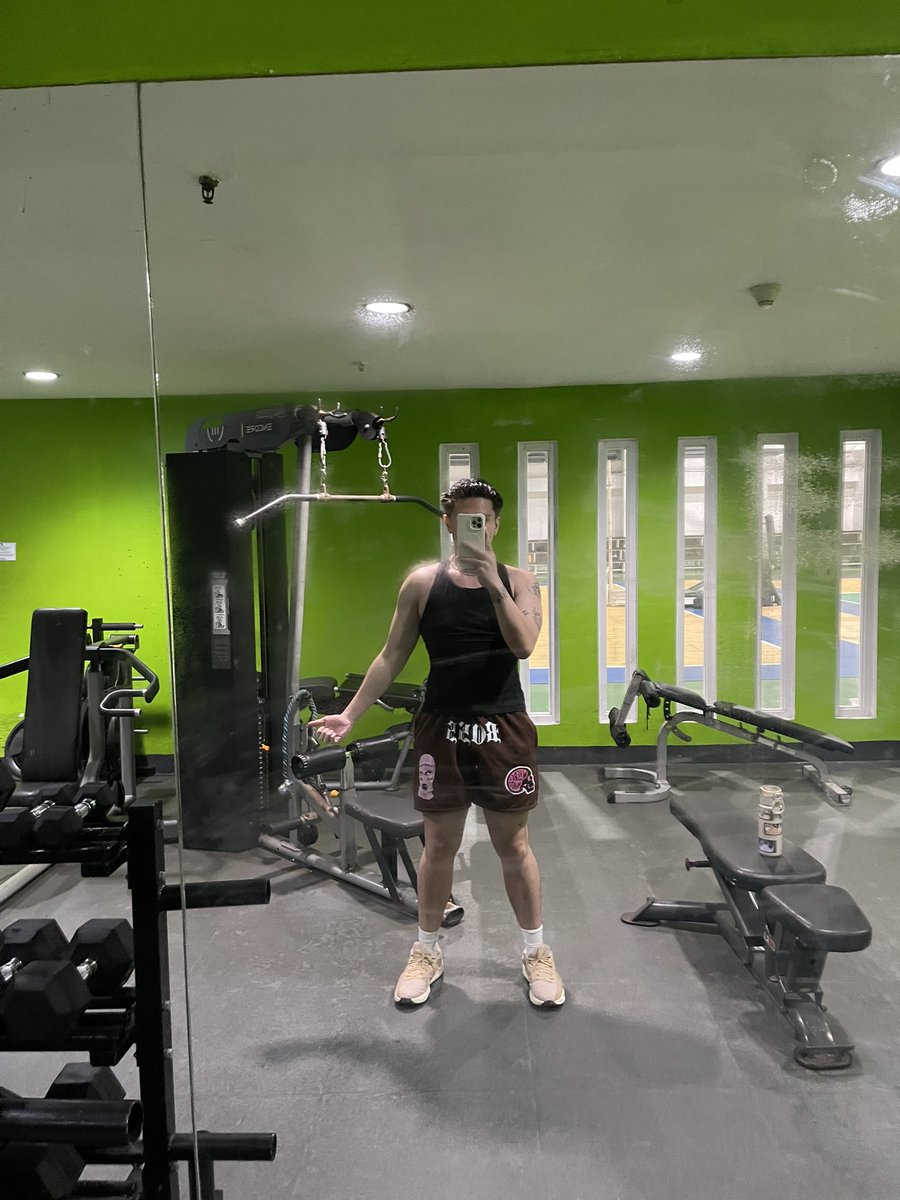 washiley1979's tweet photo. Gym?

https://t.co/7qOMmBCVae https://t.co/DjsvYDZDbT