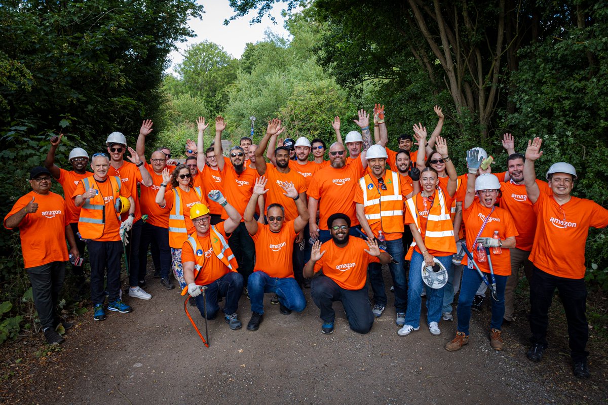 Colne Valley Park (@colne_valley) on Twitter photo Many thanks to these enthusiastic #volunteers from <a href="/AWS/">Amazon Web Services</a>. They worked hard cutting back buddleia and sycamore shoots to let more light reach the woodland floor and encourage #biodiversity at #Denham Quarry Woodlands <a href="/Hillingdon/">Hillingdon Council</a>.
#AmazonInCommunities #Conservation Many thanks to these enthusiastic #volunteers from <a href="/AWS/">Amazon Web Services</a>. They worked hard cutting back buddleia and sycamore shoots to let more light reach the woodland floor and encourage #biodiversity at #Denham Quarry Woodlands <a href="/Hillingdon/">Hillingdon Council</a>.
#AmazonInCommunities #Conservation