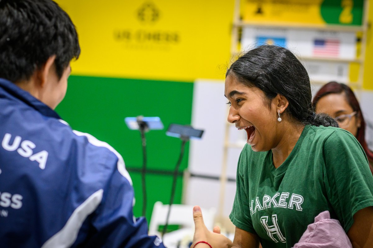 FIDE_chess's tweet photo. Two teams, two victories — and joy written all over their faces. 🇮🇳🇺🇸

♟️ 2025 World Schools Team Championship
@ischoolchess https://t.co/8zwxlDGxtm
