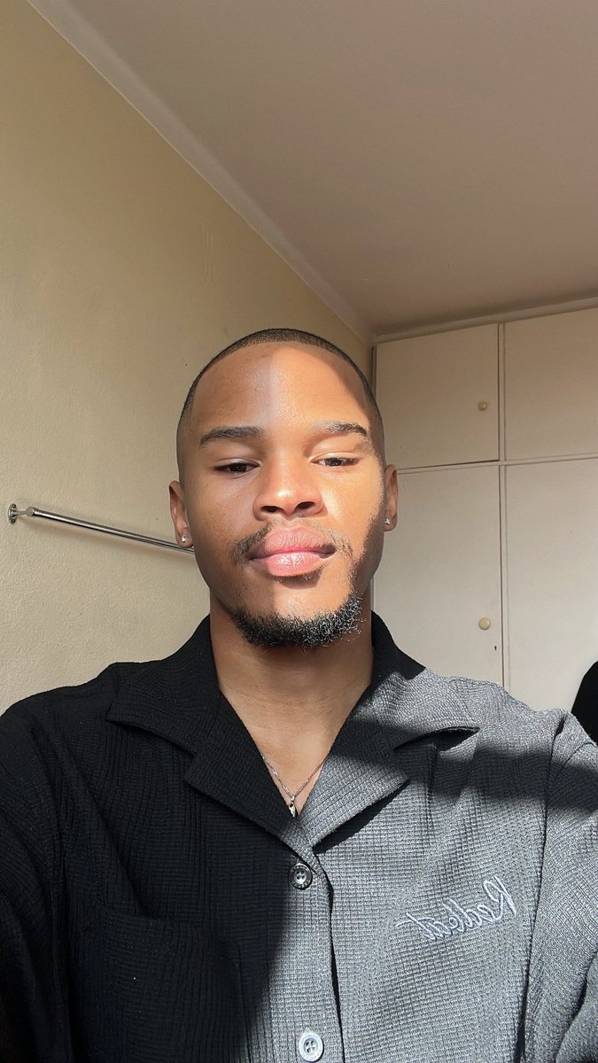 Mpho tweet media